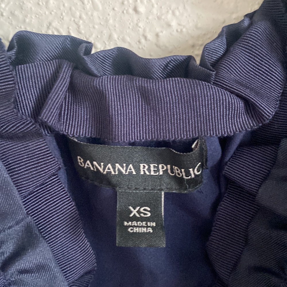 Banana Republic Women’s Silk Off the Shoulder Dress - Picture 6 of 9